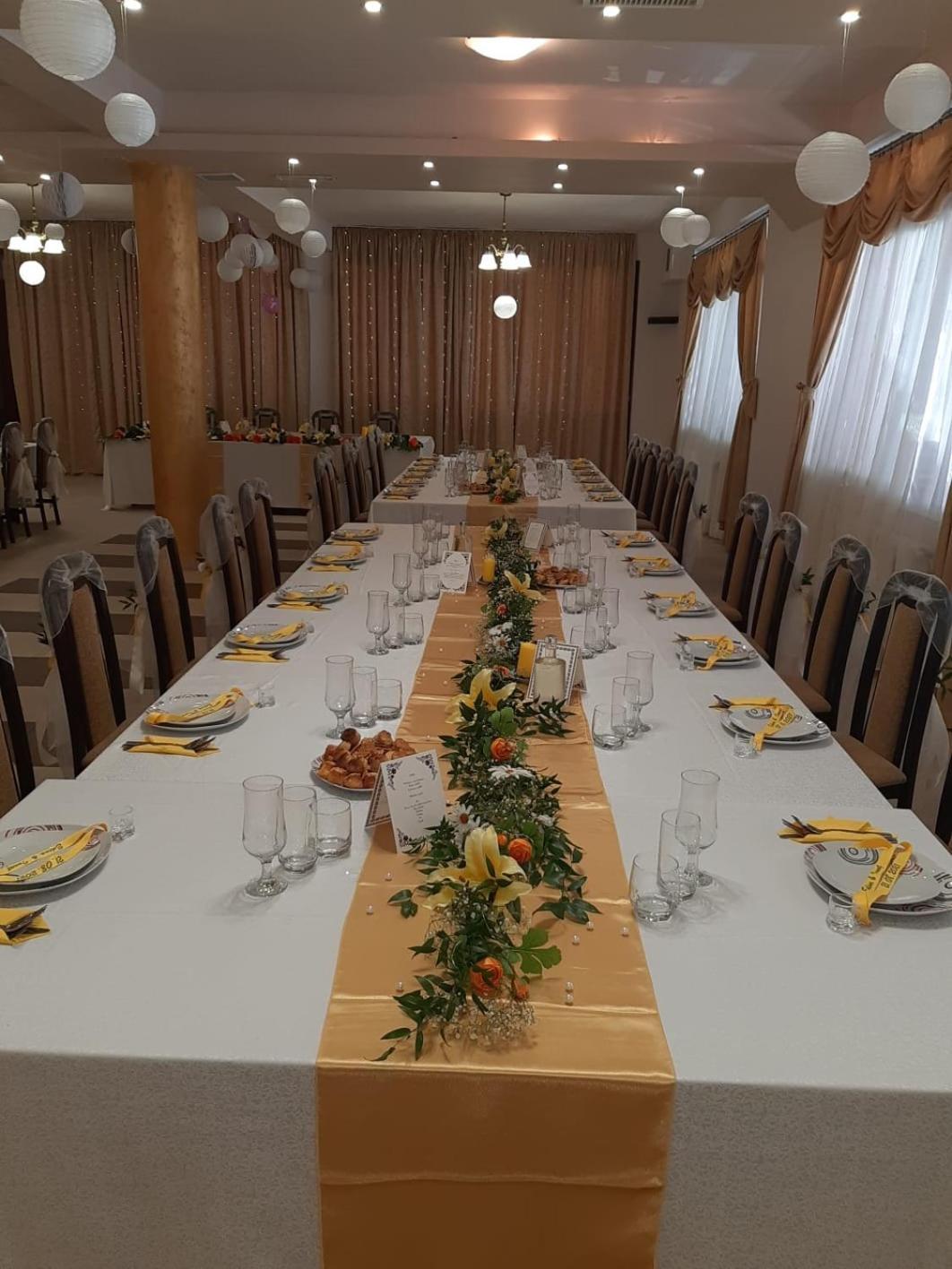 Pensiunea Popasul Ursilor Chiscau Bagian luar foto